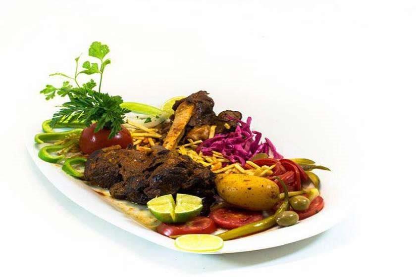 رستوران بیرون بر خوان یزدی شیراز-zgzTnt9sZs