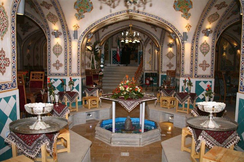 رستوران ملك سلطان جارچی باشی اصفهان-zhUAZudtjy