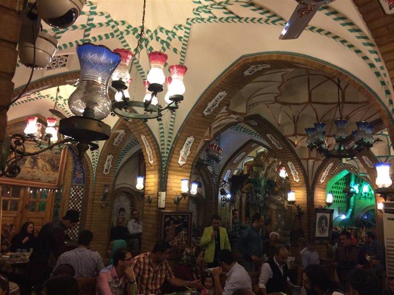 سفره خانه سنتی باغ صبا تهران-zoHwWFb4JJ